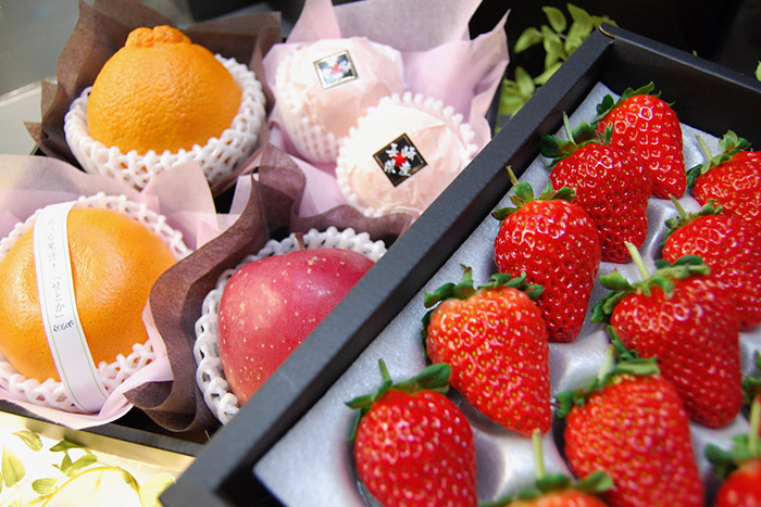 2月・3月旬のフルーツお詰め合わせ「スマイルボックス」